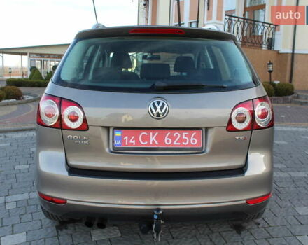 Коричневий Фольксваген Golf Plus, об'ємом двигуна 1.4 л та пробігом 192 тис. км за 7390 $, фото 40 на Automoto.ua