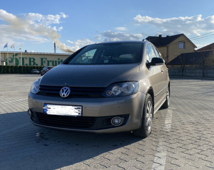 Коричневий Фольксваген Golf Plus, об'ємом двигуна 1.6 л та пробігом 217 тис. км за 7000 $, фото 1 на Automoto.ua
