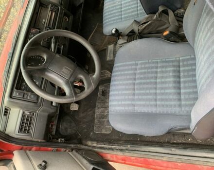 Красный Фольксваген Гольф Плюс, объемом двигателя 1.6 л и пробегом 340 тыс. км за 903 $, фото 4 на Automoto.ua