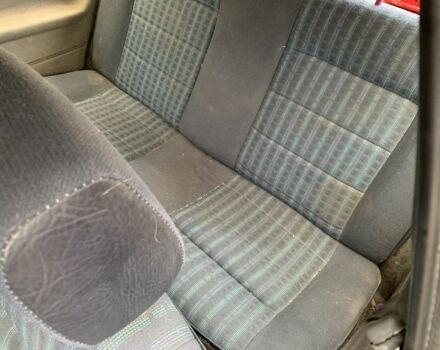 Красный Фольксваген Гольф Плюс, объемом двигателя 1.6 л и пробегом 340 тыс. км за 903 $, фото 5 на Automoto.ua