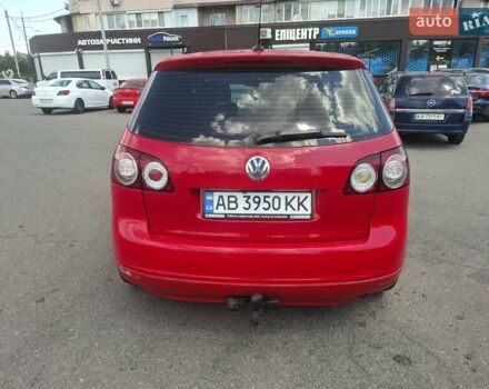 Красный Фольксваген Гольф Плюс, объемом двигателя 1.6 л и пробегом 295 тыс. км за 5500 $, фото 9 на Automoto.ua