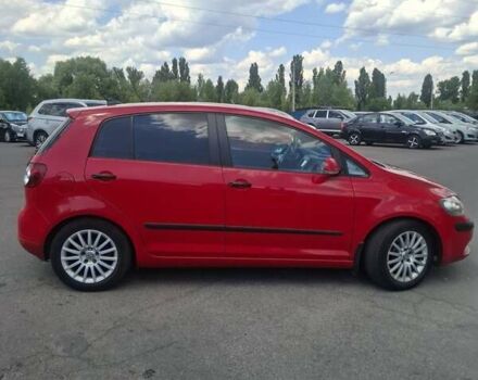 Красный Фольксваген Гольф Плюс, объемом двигателя 1.6 л и пробегом 295 тыс. км за 5500 $, фото 5 на Automoto.ua