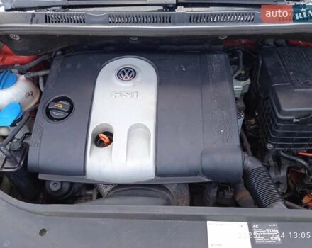 Красный Фольксваген Гольф Плюс, объемом двигателя 1.6 л и пробегом 232 тыс. км за 5100 $, фото 6 на Automoto.ua