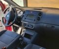 Красный Фольксваген Гольф Плюс, объемом двигателя 1.6 л и пробегом 208 тыс. км за 5200 $, фото 24 на Automoto.ua