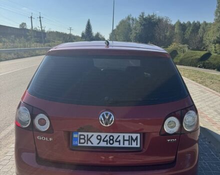 Фольксваген Гольф Плюс 2005 в Сарнах на Automoto.ua Красный Фольксваген Гольф Плюс, объемом двигателя 1.9 л и пробегом 235 тыс. км за 5700 $, фото 2 на Automoto.ua