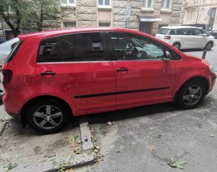 Красный Фольксваген Гольф Плюс, объемом двигателя 1.6 л и пробегом 336 тыс. км за 6200 $, фото 7 на Automoto.ua