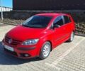 Червоний Фольксваген Golf Plus, об'ємом двигуна 1.6 л та пробігом 208 тис. км за 5500 $, фото 1 на Automoto.ua