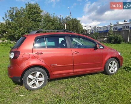 Червоний Фольксваген Golf Plus, об'ємом двигуна 1.39 л та пробігом 252 тис. км за 7900 $, фото 5 на Automoto.ua