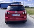 Красный Фольксваген Гольф Плюс, объемом двигателя 1.4 л и пробегом 181 тыс. км за 7000 $, фото 3 на Automoto.ua