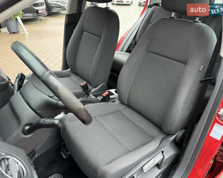 Красный Фольксваген Гольф Плюс, объемом двигателя 1.9 л и пробегом 240 тыс. км за 5900 $, фото 13 на Automoto.ua