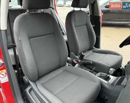 Красный Фольксваген Гольф Плюс, объемом двигателя 1.9 л и пробегом 240 тыс. км за 5900 $, фото 18 на Automoto.ua