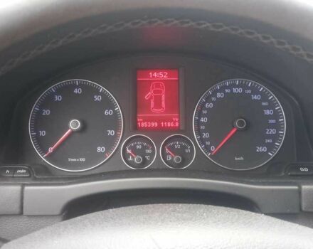 Червоний Фольксваген Golf Plus, об'ємом двигуна 1.4 л та пробігом 184 тис. км за 6900 $, фото 7 на Automoto.ua