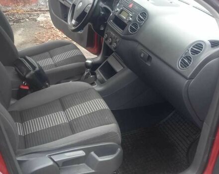 Червоний Фольксваген Golf Plus, об'ємом двигуна 1.4 л та пробігом 184 тис. км за 6900 $, фото 12 на Automoto.ua
