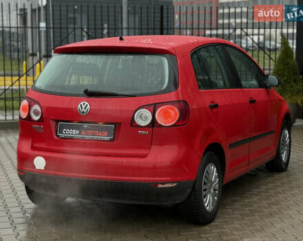 Красный Фольксваген Гольф Плюс, объемом двигателя 1.9 л и пробегом 240 тыс. км за 5900 $, фото 10 на Automoto.ua