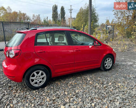 Червоний Фольксваген Golf Plus, об'ємом двигуна 1.4 л та пробігом 256 тис. км за 7800 $, фото 5 на Automoto.ua