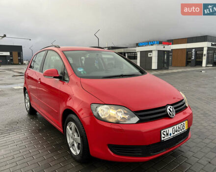 Красный Фольксваген Гольф Плюс, объемом двигателя 1.6 л и пробегом 195 тыс. км за 5999 $, фото 15 на Automoto.ua