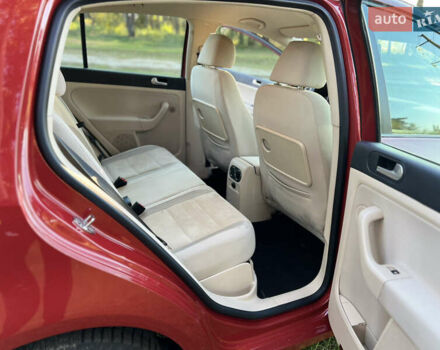 Красный Фольксваген Гольф Плюс, объемом двигателя 1.4 л и пробегом 177 тыс. км за 5999 $, фото 10 на Automoto.ua