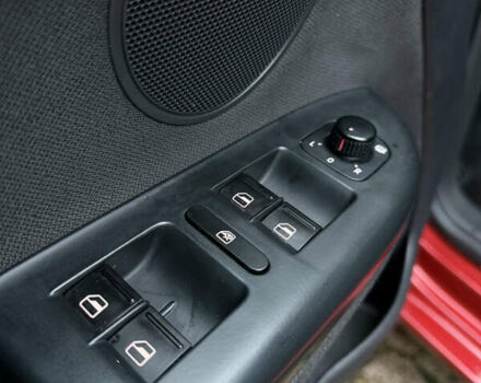 Червоний Фольксваген Golf Plus, об'ємом двигуна 1.4 л та пробігом 190 тис. км за 6600 $, фото 15 на Automoto.ua