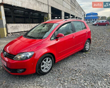 Червоний Фольксваген Golf Plus, об'ємом двигуна 1.4 л та пробігом 256 тис. км за 7800 $, фото 2 на Automoto.ua