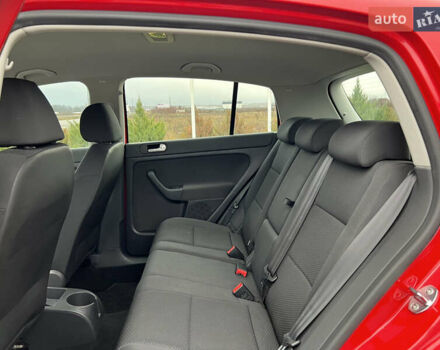 Красный Фольксваген Гольф Плюс, объемом двигателя 1.6 л и пробегом 195 тыс. км за 5999 $, фото 35 на Automoto.ua