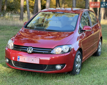 Красный Фольксваген Гольф Плюс, объемом двигателя 1.4 л и пробегом 177 тыс. км за 5999 $, фото 3 на Automoto.ua