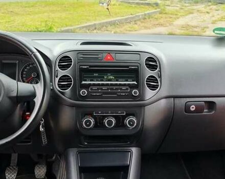 Фольксваген Гольф Плюс 2010 в Черкассах на Automoto.ua Красный Фольксваген Гольф Плюс, объемом двигателя 1.4 л и пробегом 193 тыс. км за 8650 $, фото 53 на Automoto.ua