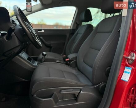 Червоний Фольксваген Golf Plus, об'ємом двигуна 1.4 л та пробігом 168 тис. км за 7300 $, фото 27 на Automoto.ua