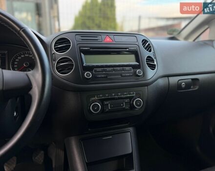 Червоний Фольксваген Golf Plus, об'ємом двигуна 1.4 л та пробігом 168 тис. км за 7300 $, фото 33 на Automoto.ua