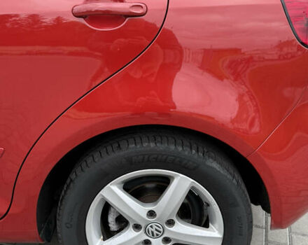 Красный Фольксваген Гольф Плюс, объемом двигателя 1.4 л и пробегом 161 тыс. км за 8900 $, фото 21 на Automoto.ua