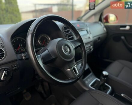 Червоний Фольксваген Golf Plus, об'ємом двигуна 1.4 л та пробігом 168 тис. км за 7300 $, фото 25 на Automoto.ua