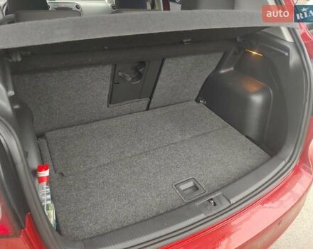 Красный Фольксваген Гольф Плюс, объемом двигателя 1.39 л и пробегом 100 тыс. км за 8700 $, фото 3 на Automoto.ua