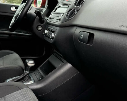 Красный Фольксваген Гольф Плюс, объемом двигателя 1.4 л и пробегом 161 тыс. км за 8700 $, фото 44 на Automoto.ua