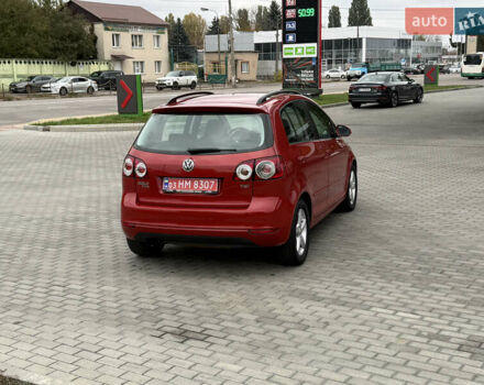 Красный Фольксваген Гольф Плюс, объемом двигателя 1.4 л и пробегом 161 тыс. км за 8900 $, фото 7 на Automoto.ua