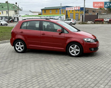 Красный Фольксваген Гольф Плюс, объемом двигателя 1.4 л и пробегом 161 тыс. км за 8900 $, фото 4 на Automoto.ua