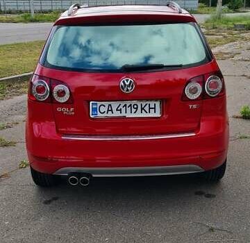 Фольксваген Гольф Плюс 2010 в Черкассах на Automoto.ua Красный Фольксваген Гольф Плюс, объемом двигателя 1.4 л и пробегом 193 тыс. км за 8650 $, фото 145 на Automoto.ua
