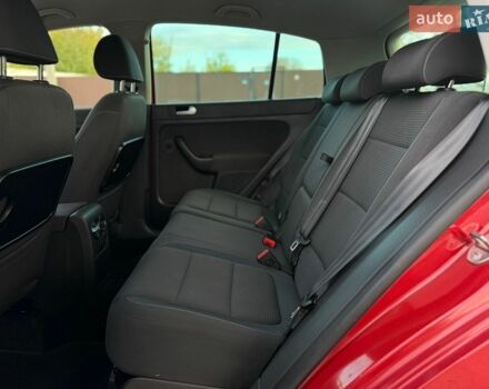 Червоний Фольксваген Golf Plus, об'ємом двигуна 1.4 л та пробігом 168 тис. км за 7300 $, фото 41 на Automoto.ua