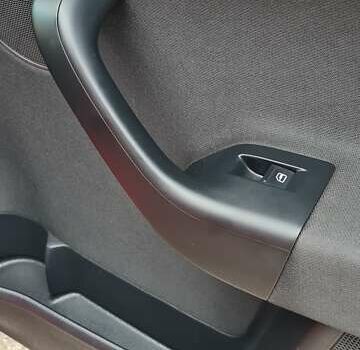 Фольксваген Гольф Плюс 2010 в Черкассах на Automoto.ua Красный Фольксваген Гольф Плюс, объемом двигателя 1.4 л и пробегом 193 тыс. км за 8650 $, фото 48 на Automoto.ua