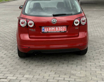 Красный Фольксваген Гольф Плюс, объемом двигателя 1.4 л и пробегом 161 тыс. км за 8700 $, фото 22 на Automoto.ua