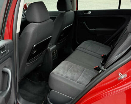 Красный Фольксваген Гольф Плюс, объемом двигателя 1.4 л и пробегом 161 тыс. км за 8700 $, фото 36 на Automoto.ua