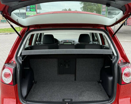 Красный Фольксваген Гольф Плюс, объемом двигателя 1.4 л и пробегом 161 тыс. км за 8900 $, фото 64 на Automoto.ua