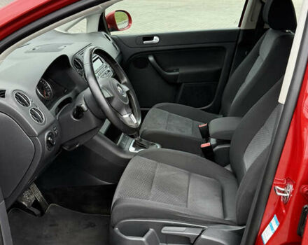 Красный Фольксваген Гольф Плюс, объемом двигателя 1.4 л и пробегом 161 тыс. км за 8900 $, фото 44 на Automoto.ua