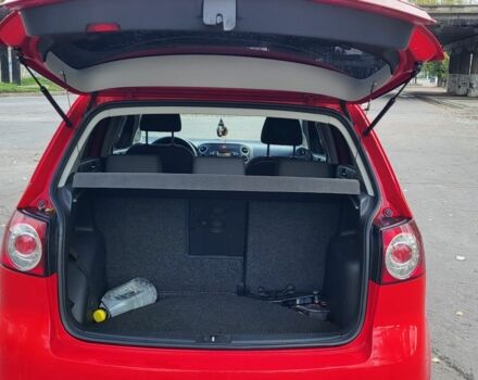 Фольксваген Golf Plus 2010 у Кропивницькому (Кіровограді) на Automoto.ua Червоний Фольксваген Golf Plus, об'ємом двигуна 1.6 л та пробігом 270 тис. км за 8400 $, фото 7 на Automoto.ua