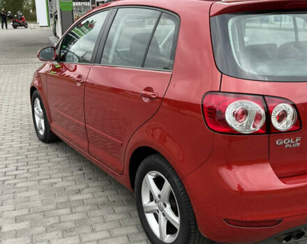 Красный Фольксваген Гольф Плюс, объемом двигателя 1.4 л и пробегом 161 тыс. км за 8700 $, фото 19 на Automoto.ua