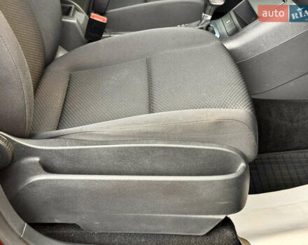 Красный Фольксваген Гольф Плюс, объемом двигателя 1.4 л и пробегом 93 тыс. км за 9300 $, фото 31 на Automoto.ua