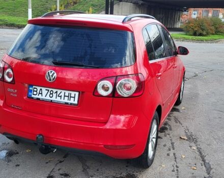 Фольксваген Golf Plus 2010 у Кропивницькому (Кіровограді) на Automoto.ua Червоний Фольксваген Golf Plus, об'ємом двигуна 1.6 л та пробігом 270 тис. км за 8400 $, фото 3 на Automoto.ua