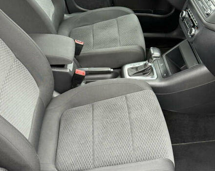 Красный Фольксваген Гольф Плюс, объемом двигателя 1.4 л и пробегом 161 тыс. км за 8900 $, фото 52 на Automoto.ua