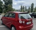 Красный Фольксваген Гольф Плюс, объемом двигателя 1.6 л и пробегом 220 тыс. км за 6400 $, фото 3 на Automoto.ua