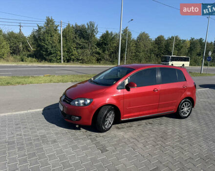Красный Фольксваген Гольф Плюс, объемом двигателя 1.39 л и пробегом 94 тыс. км за 7999 $, фото 7 на Automoto.ua