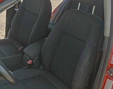 Красный Фольксваген Гольф Плюс, объемом двигателя 1.39 л и пробегом 166 тыс. км за 6200 $, фото 16 на Automoto.ua