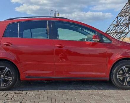 Красный Фольксваген Гольф Плюс, объемом двигателя 1.39 л и пробегом 166 тыс. км за 6200 $, фото 30 на Automoto.ua